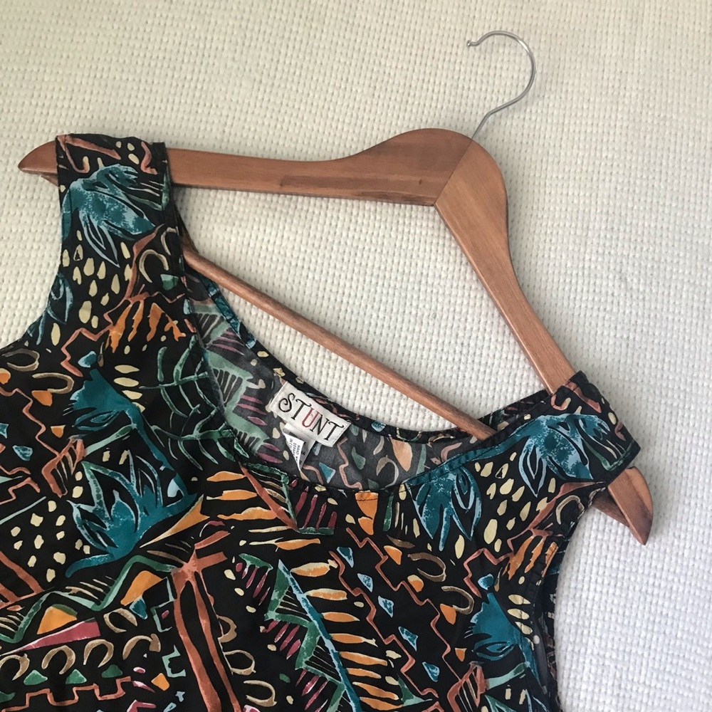Stunt | vintage subtle funky print top | 100% silk | size: L